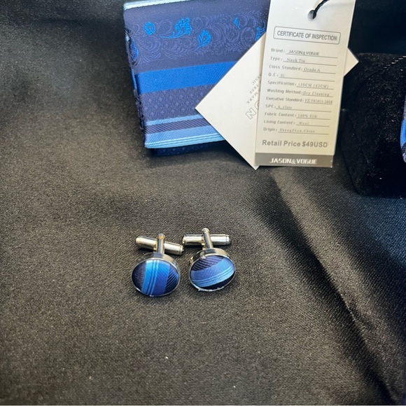 NWT- Elegant Silk Blue Striped Tie Set - Picture 2 of 4